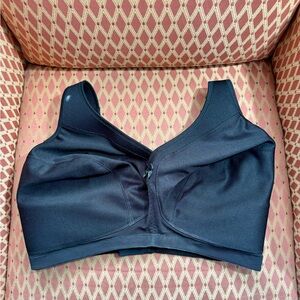 Glamorise MagicLift Wirefree Bra 38J